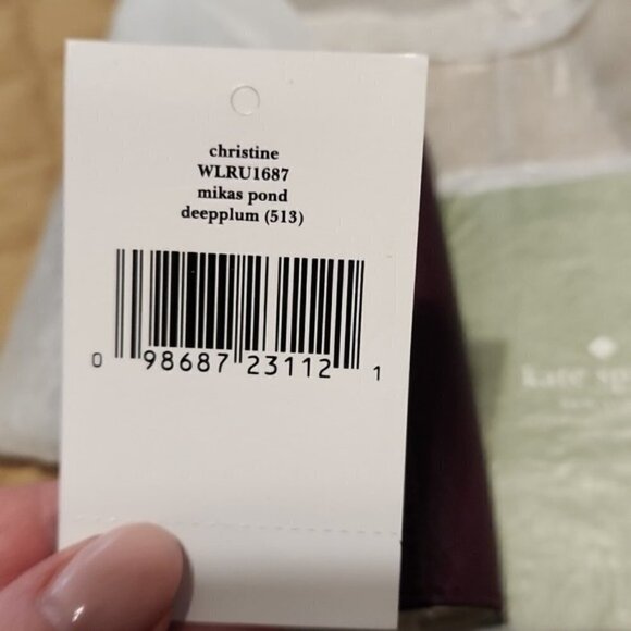 Kate spade Mika’s pond Christine  Deep Plum wallet - Picture 6 of 6